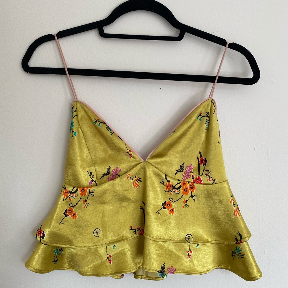 URBAN OUTFITTERS TANK
